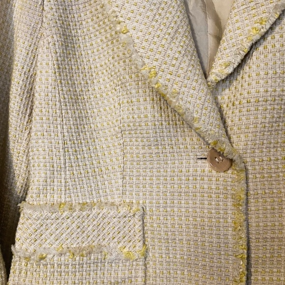 Ann Taylor Yellow Tweed Buttoned Blazer Jacket - Women’s 6 Petite - Picture 2 of 6